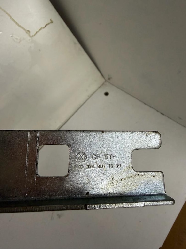 Volkswagen golf jetta sol motor kaput menteşesi sıfır orjinal 1KD82330 - 3