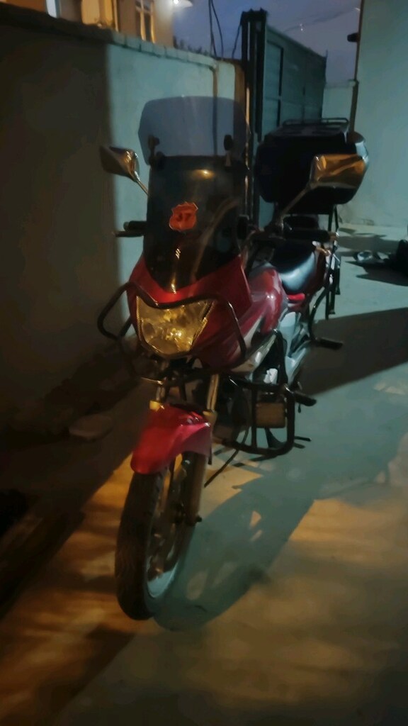Honda motor cbf - 5