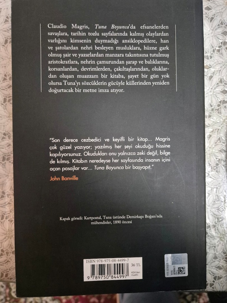 Claudio Magris - Tuna Boyunca (Kitap) - 2