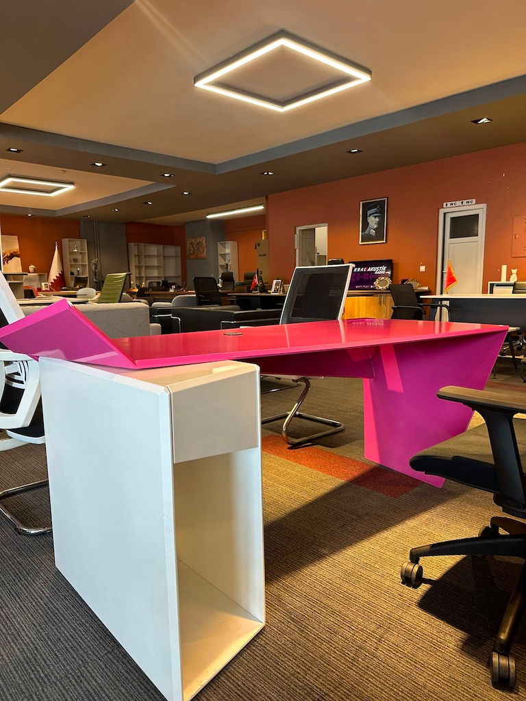 KLAS OFİS ÜSKÜDAR 90x210 PEMBE LAKE L MÜDÜR MASASI İKİNCİ EL - 5