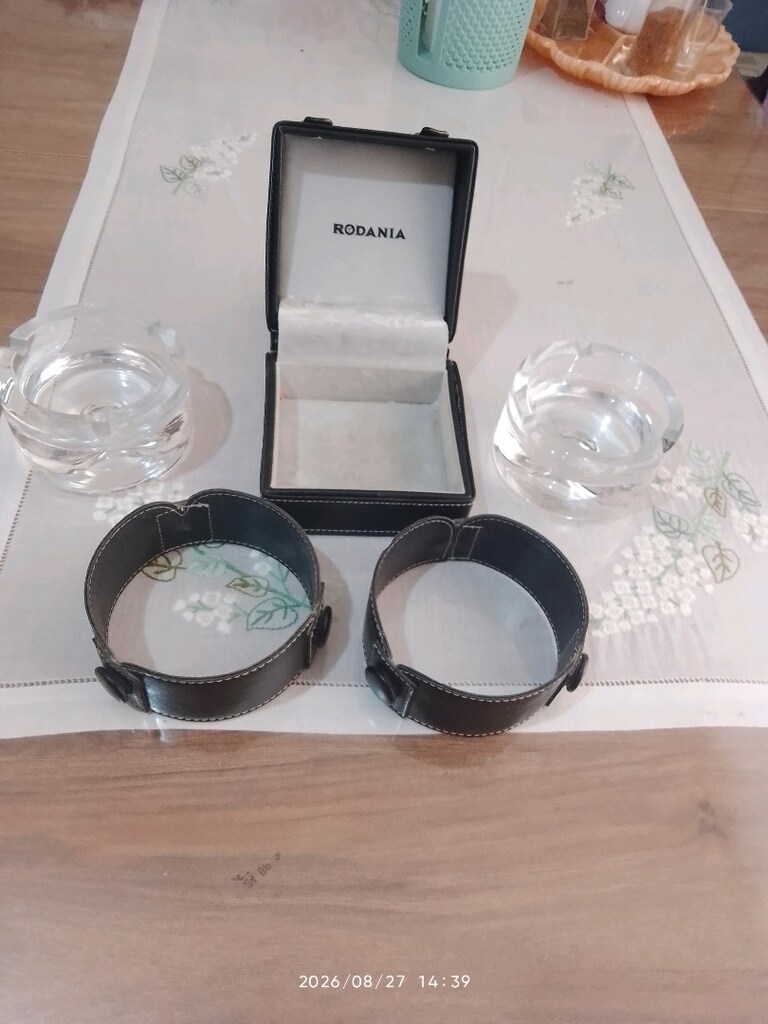 CAM DERİ KAPLAMA KÜLLÜK VE HEDİYE KUTUSU.DEFOSU YOK.ÇOK YENİ - 2