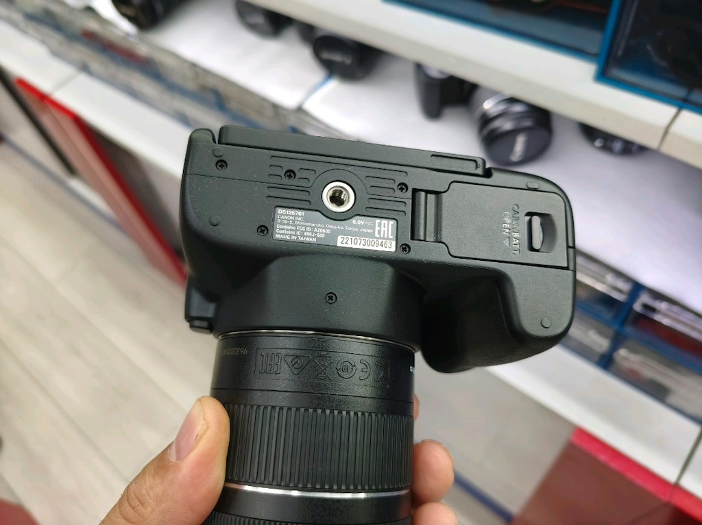 CANON 250D KİSS X10 18-55MM İS STM 2K DA FOTO KLİNİKTE - 4