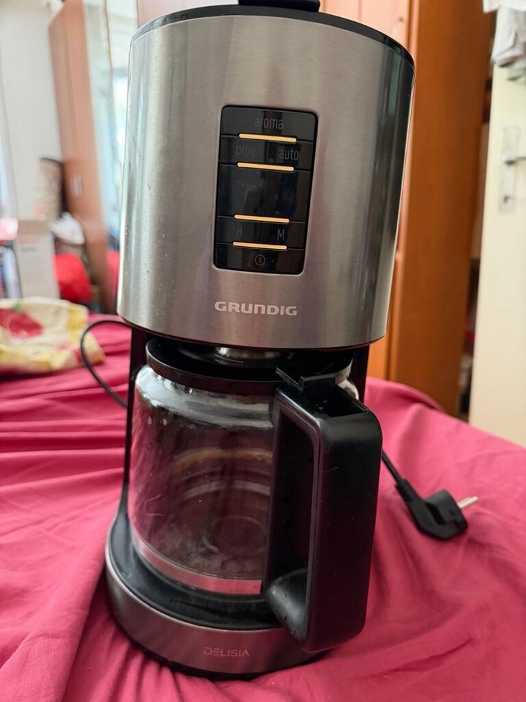 GRUNDIG Delisia KM-7682 Filtre Kahve Makinası - 3
