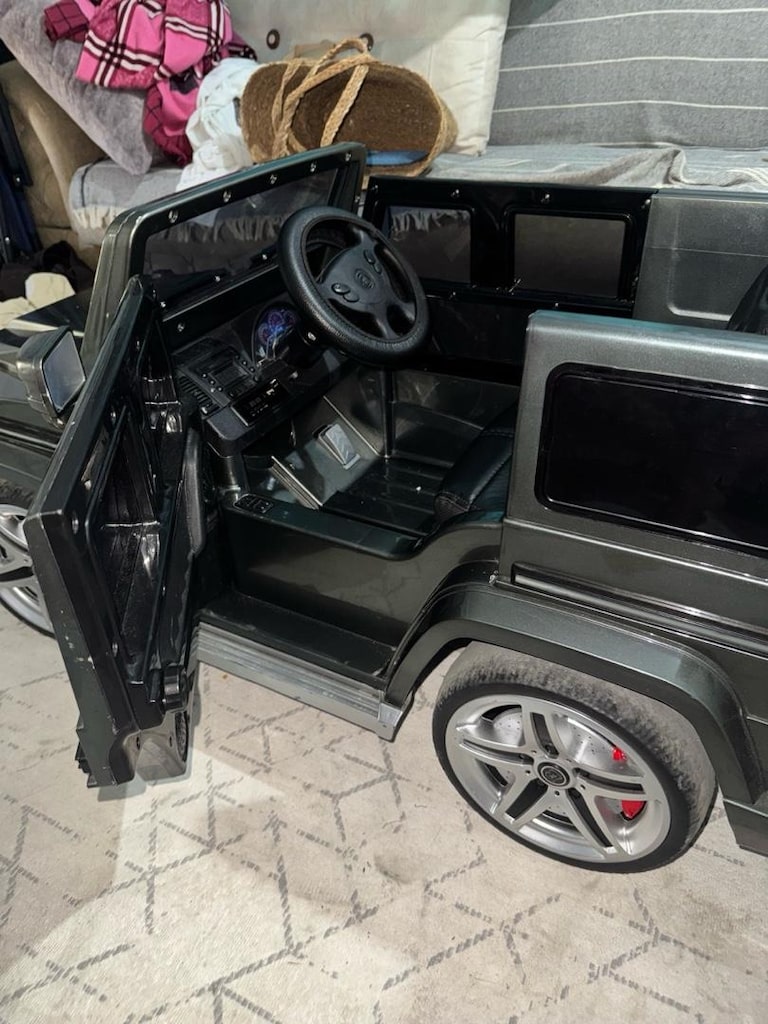 Akülü araba 12v * 12a Mercedes amg bhu439 - 8