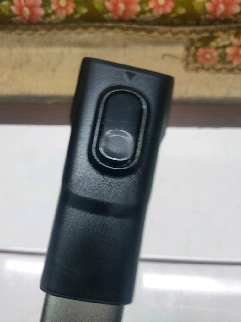 Philips AquaTrio serisi dikey şarjlı süpürgelerle bir teleskopik boru - 7