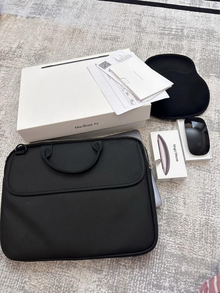 Macbook air m4 ve magic mouse