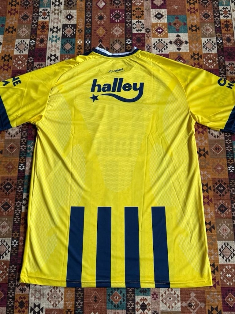 Fenerbahçe İmzalı Forması - 5