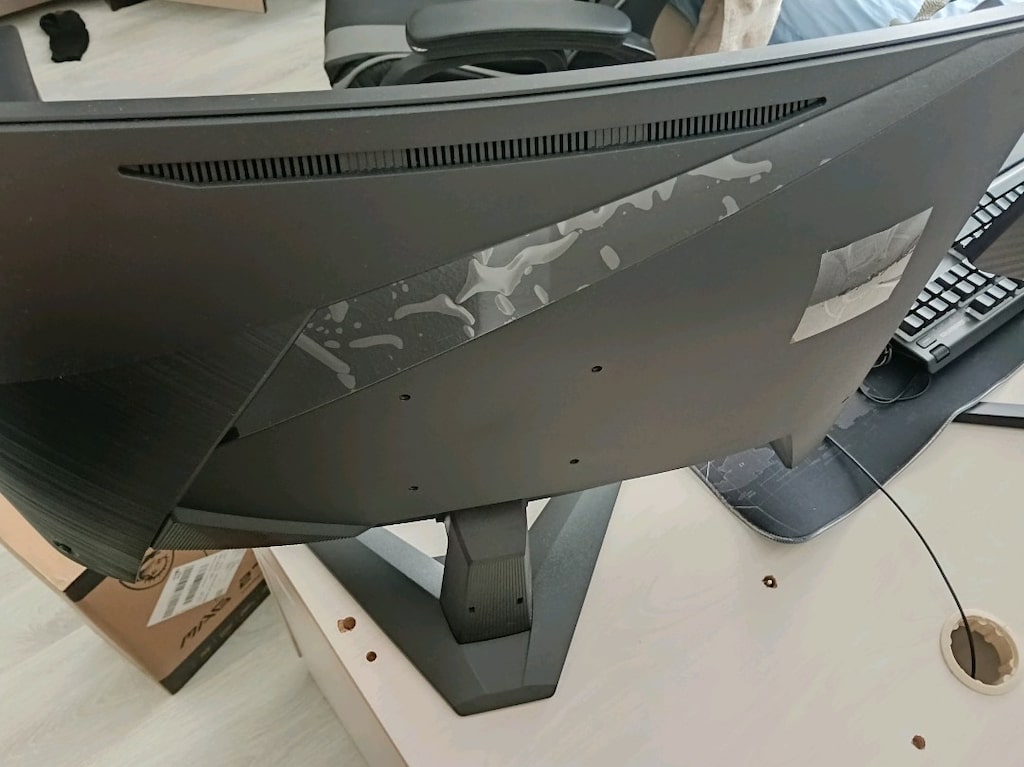 MSI MAG C6F CURVED GAMİNG MONITOR - 3