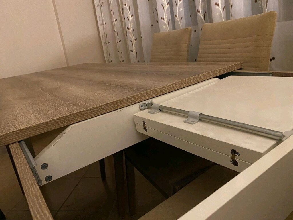 Satılık masa dolap baza Ve dolap (açıklamayı okuyun)!! - 2