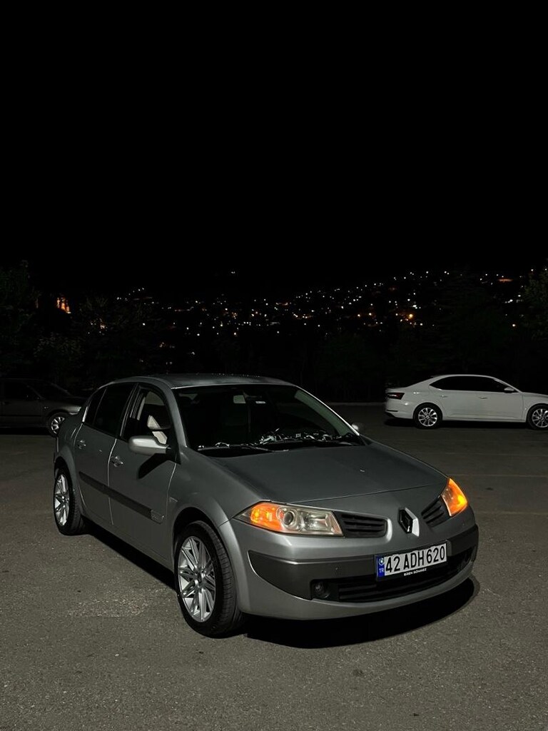MEGANE 2 - 10