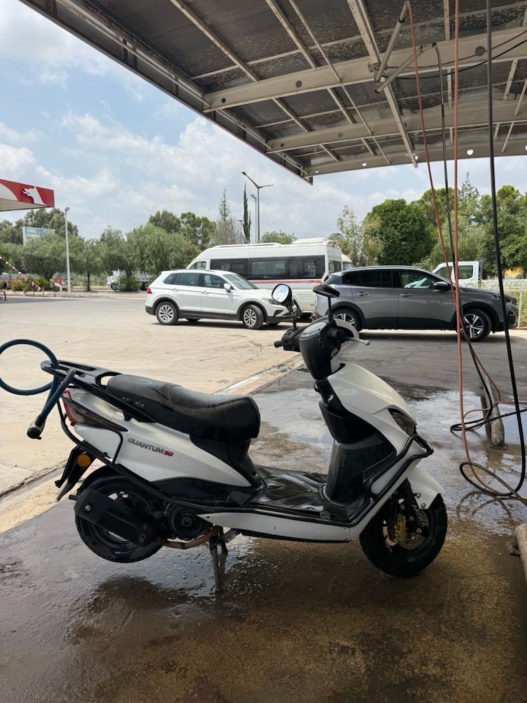 Arora quantum 50/125 B ehlıyet sürer 5100 km - 2