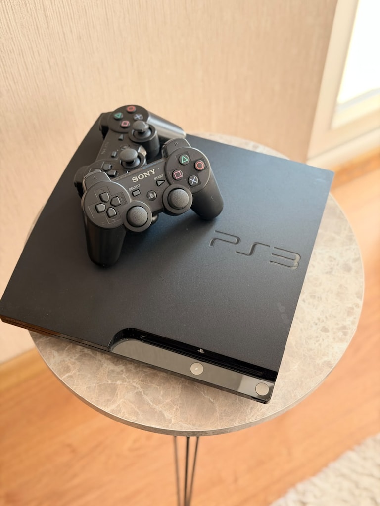 PS3 + 2 KOL + 215 OYUN | FULL SET | TEMİZ