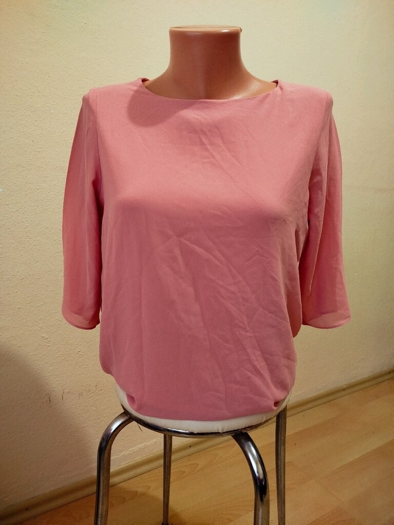 Yeni gibi yanları yırtmaçlı astarlı çok zarıf bluz boy ön 65 cm - 2