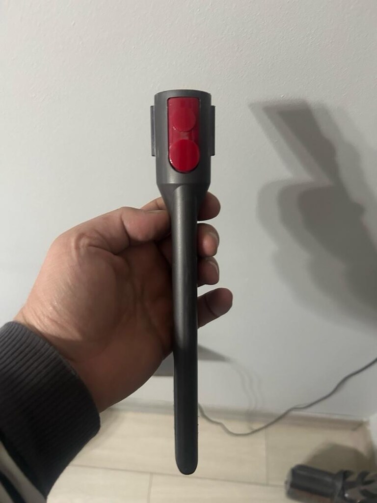 dyson v15 - 3
