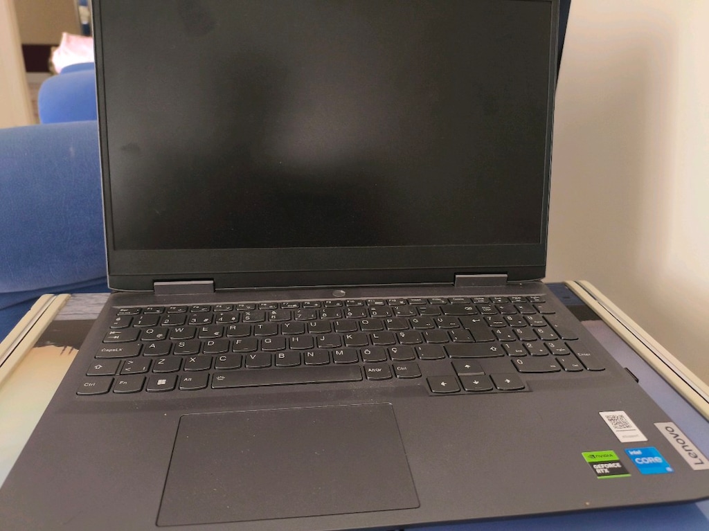 lenovo loq 12th gen intel core i5 12450h - 2