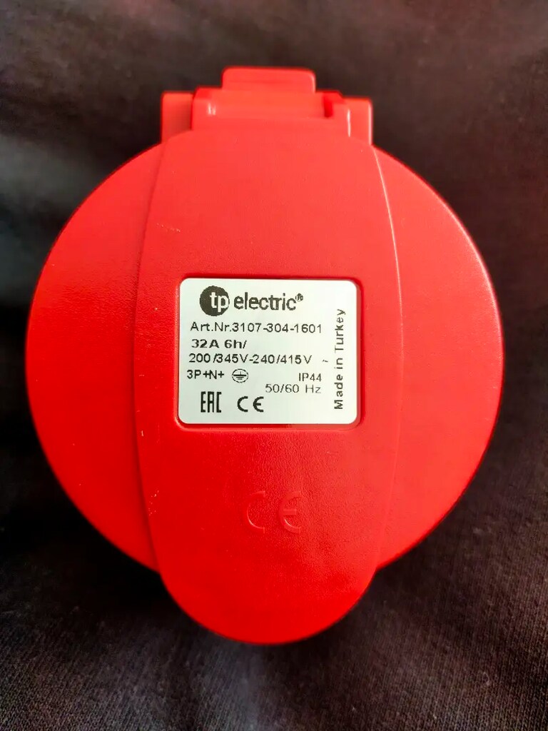 5*32a Uzatma prizi IP445*32a Uzatma prizi IP44. - 4