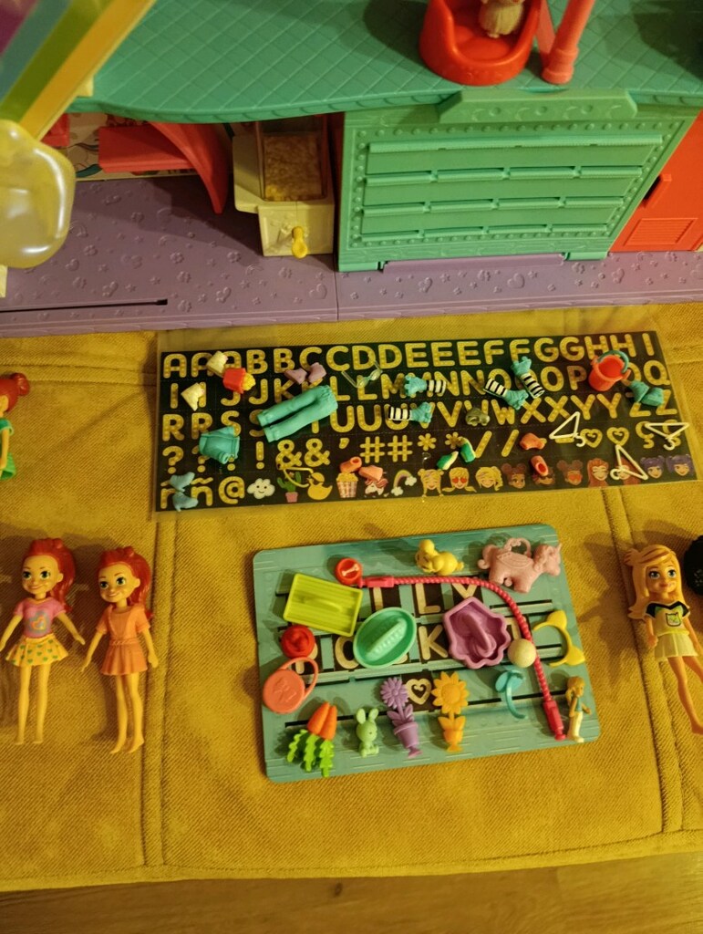 polly pocket evi - 6
