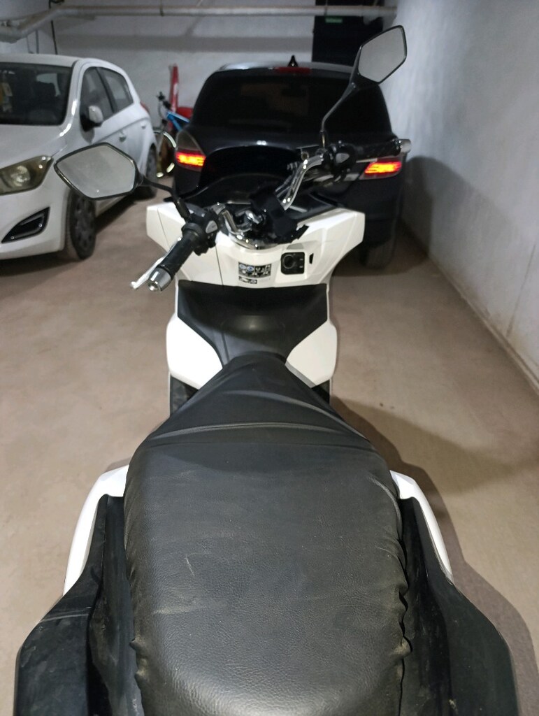 SAHİBİNDEN ÇOK TEMİZ - EKSTRALİ 2024 MODEL HONDA PCX 125 (WW125A) - 7