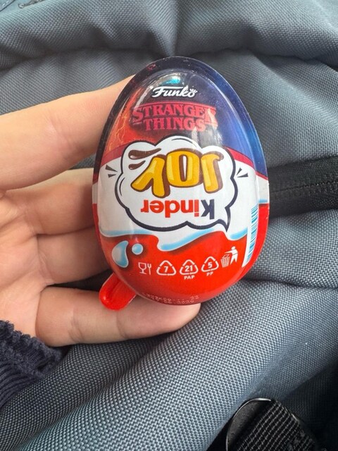 Stranger Things Kinder Joy