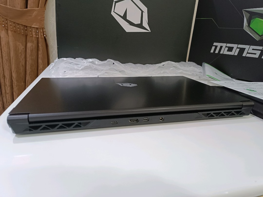 1 aylık MONSTER ABRA 17.3/144HZ/ CORE 7 ULTRA 250H 16 GB /1 TB - 12