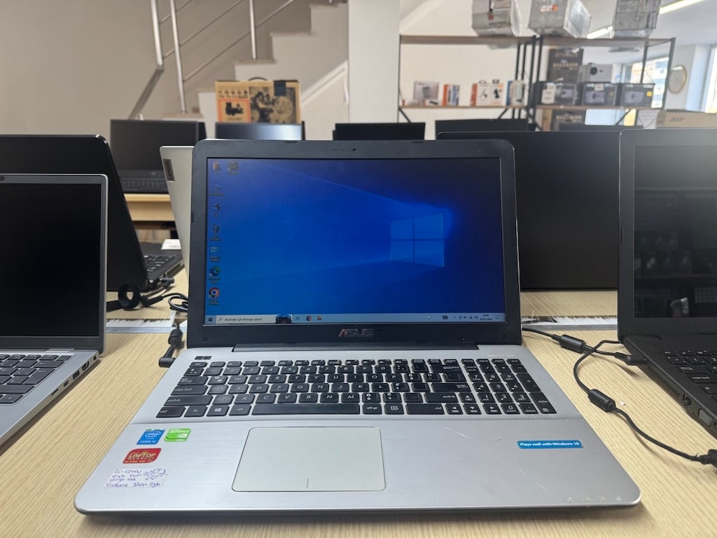 ASUS *İ5 5200U İŞLEMCİ*12 GB DDR3 RAM *120 GB SSD*GEFORCE 920M 2GB E.K - 2