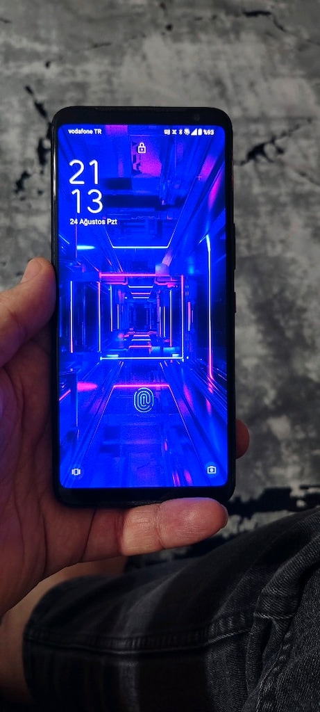 rog phone 3 oyuncu telefonu - 3