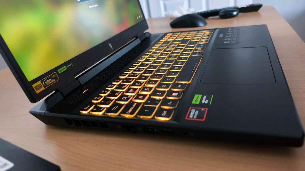 Acer nitro 16 - 4