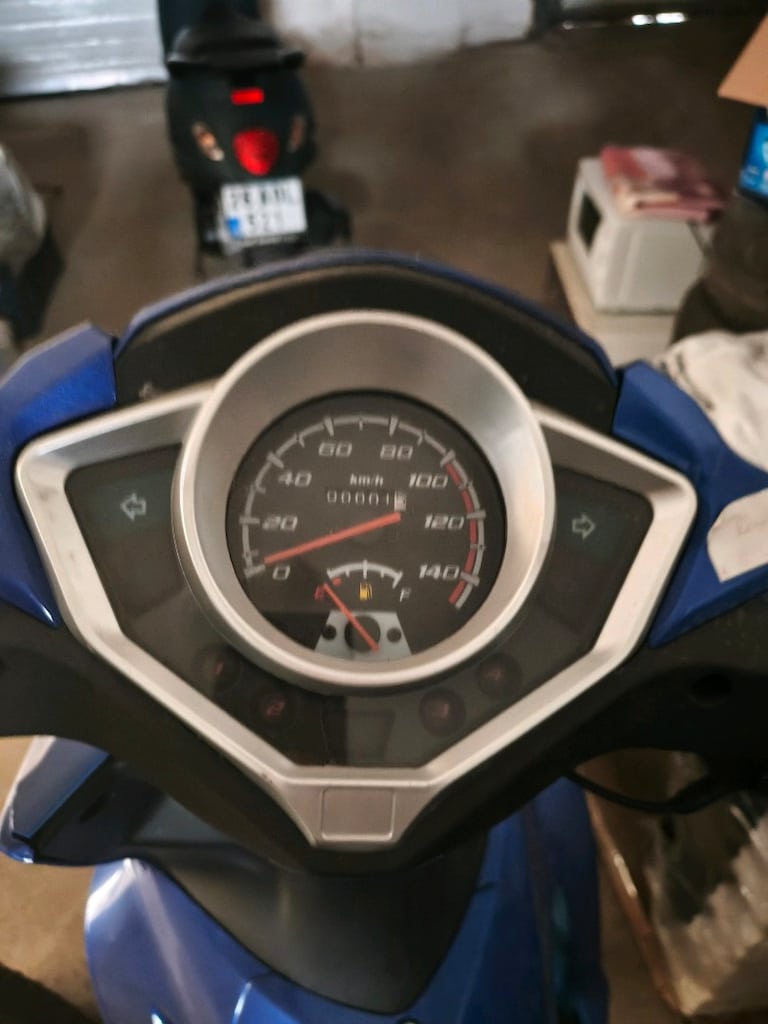 Revolt RC3 Neo 125 cc Yarı Otomatik