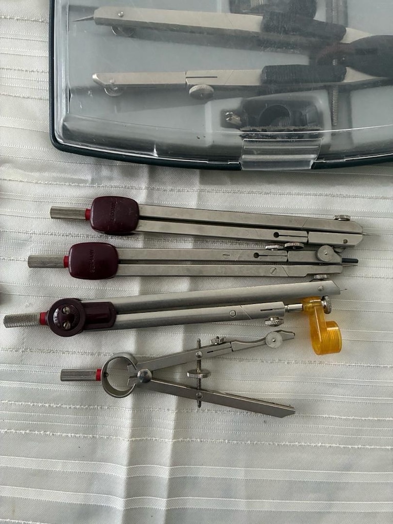 Koleksiyondan Rotring marka kutusunda Pergel setleri ve tek tek olan - 3