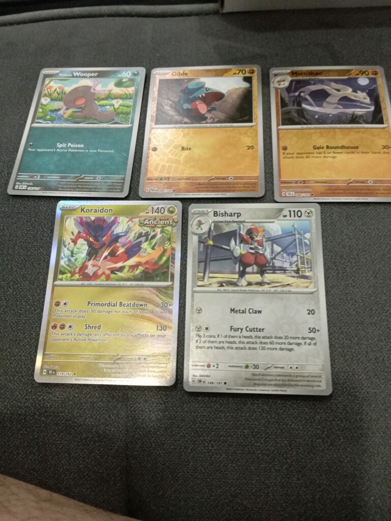 çeşitli serilerden oluşan orijinal pokemon kartları - 2