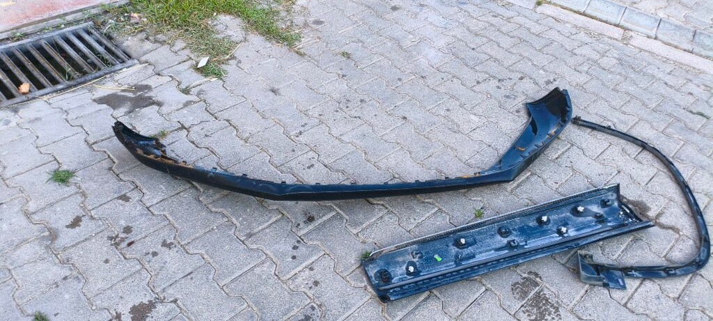 Volkswagen Tiguan Sağ Kapı ve Çamurluk çıtası - 10