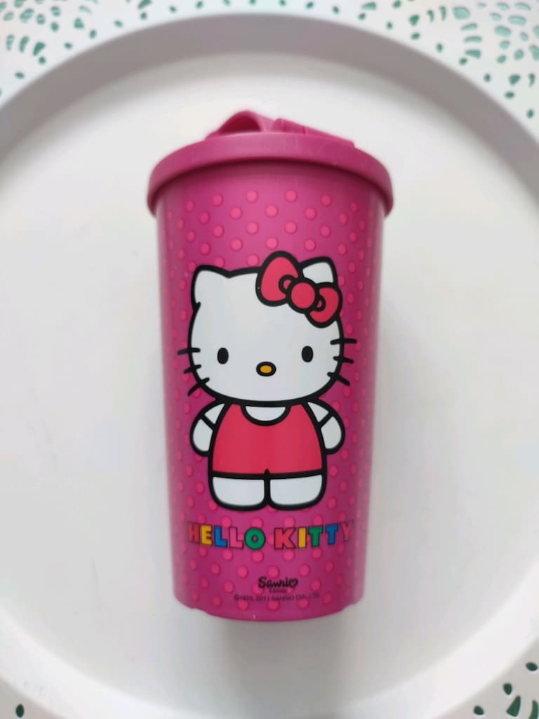 Tupperware Hello Kity Kapaklı Bardak 330 ml - 2