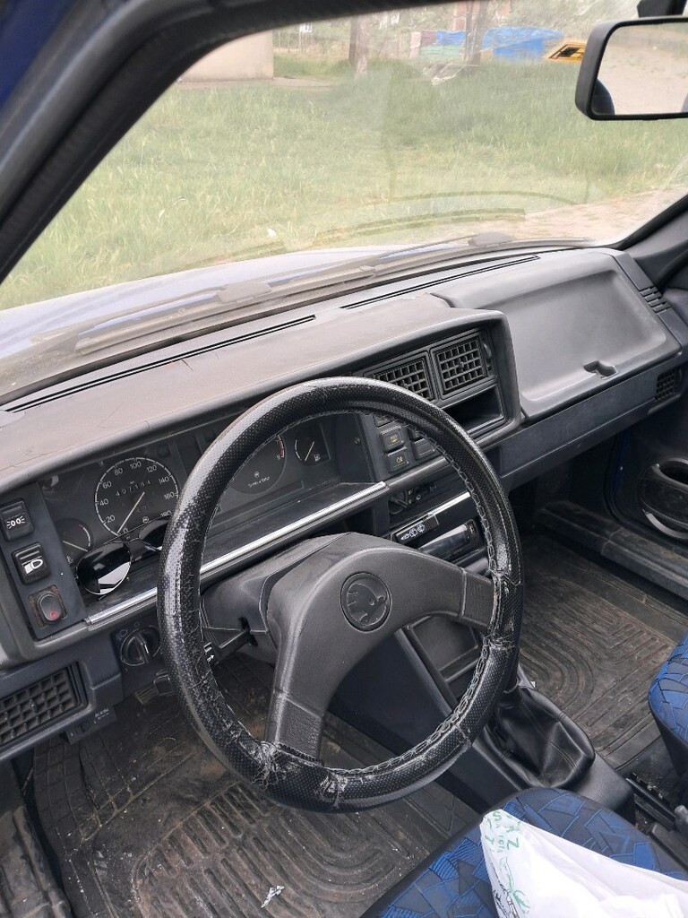 Öğretmenden acil satılık 1993 skoda favorit - 6