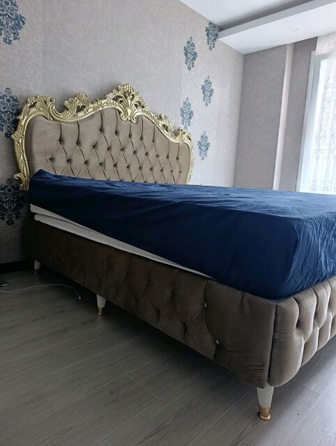 AVANGART BAZA BAŞLIK