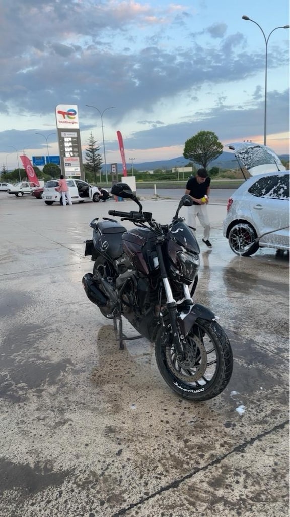 Bajaj Dominar 400 - 4