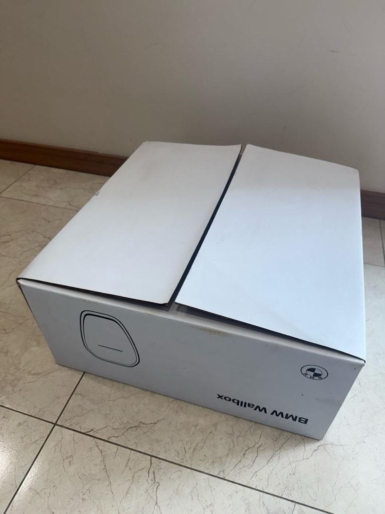 SIFIR KUTUSUNDA BMW WALLBOX 22 KW - 2