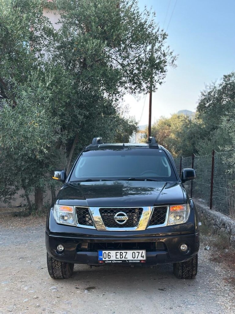 Nissan NAVARA