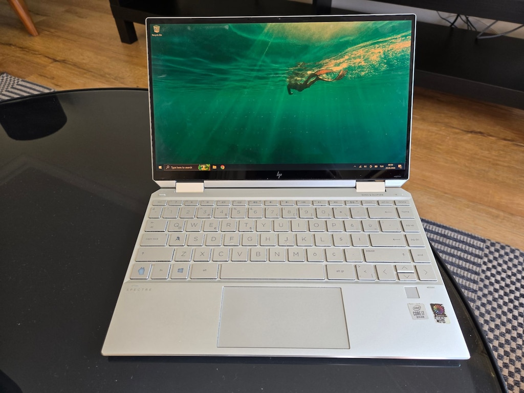 HP Spectre x360 Dokunmatik Notebook – Temiz ve Sorunsuz
