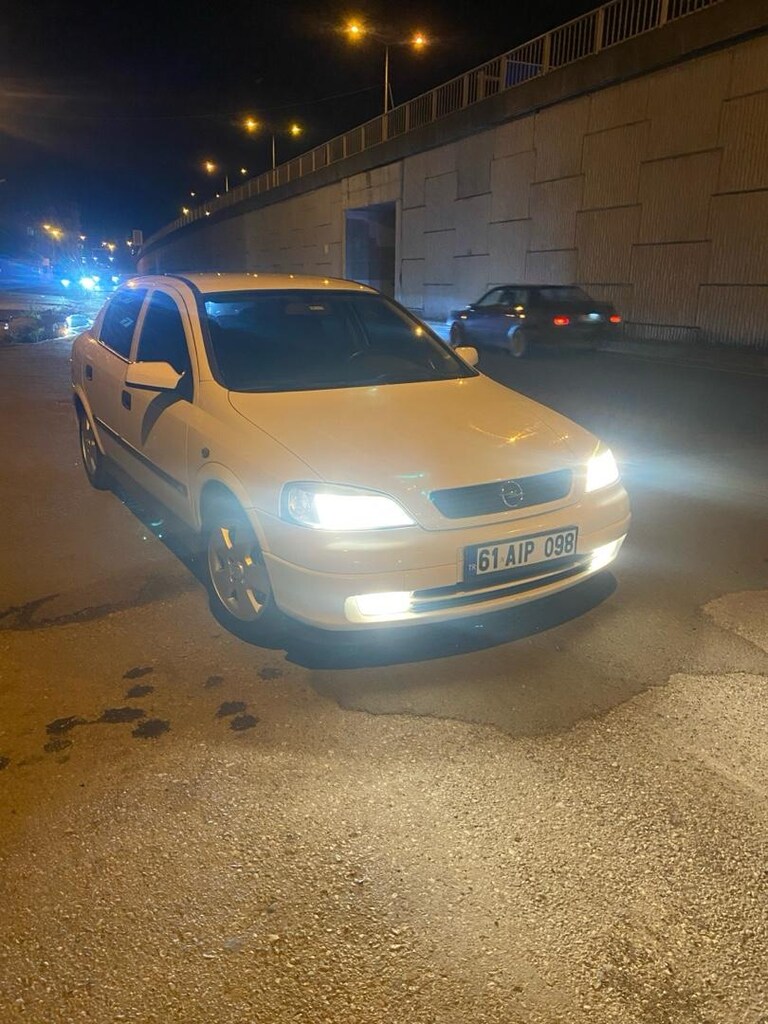 opel Astra 1,6 comfort - 15