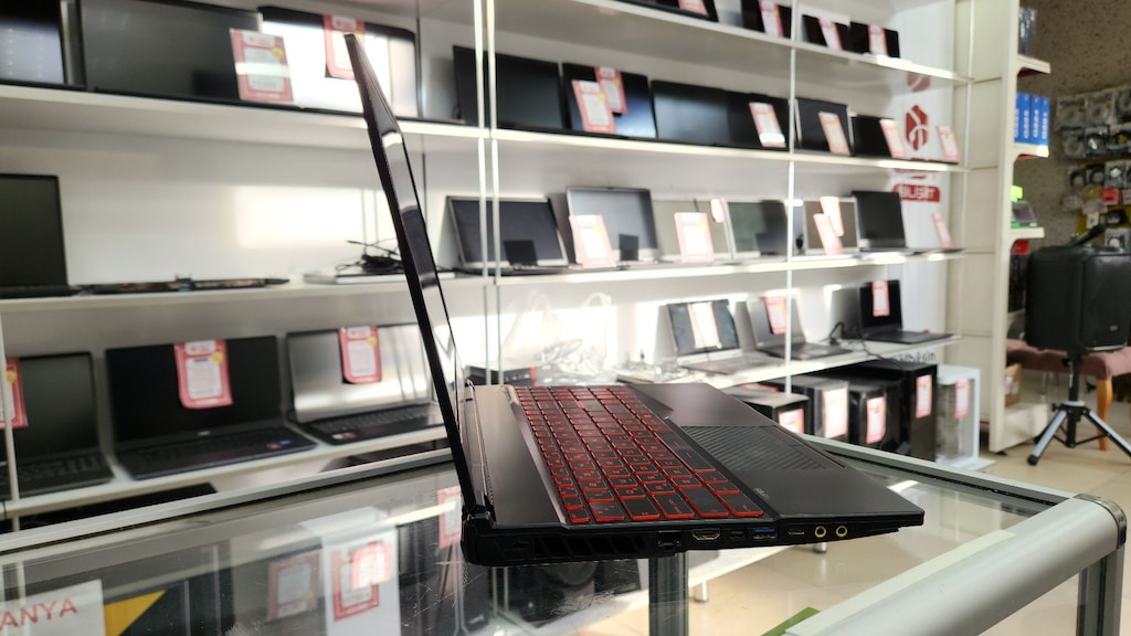 ABT BİLİŞİM–MSI GL65 LEOPARD i7 10750H 16 GB 256 GB M.2 GTX 1660 ti - 5