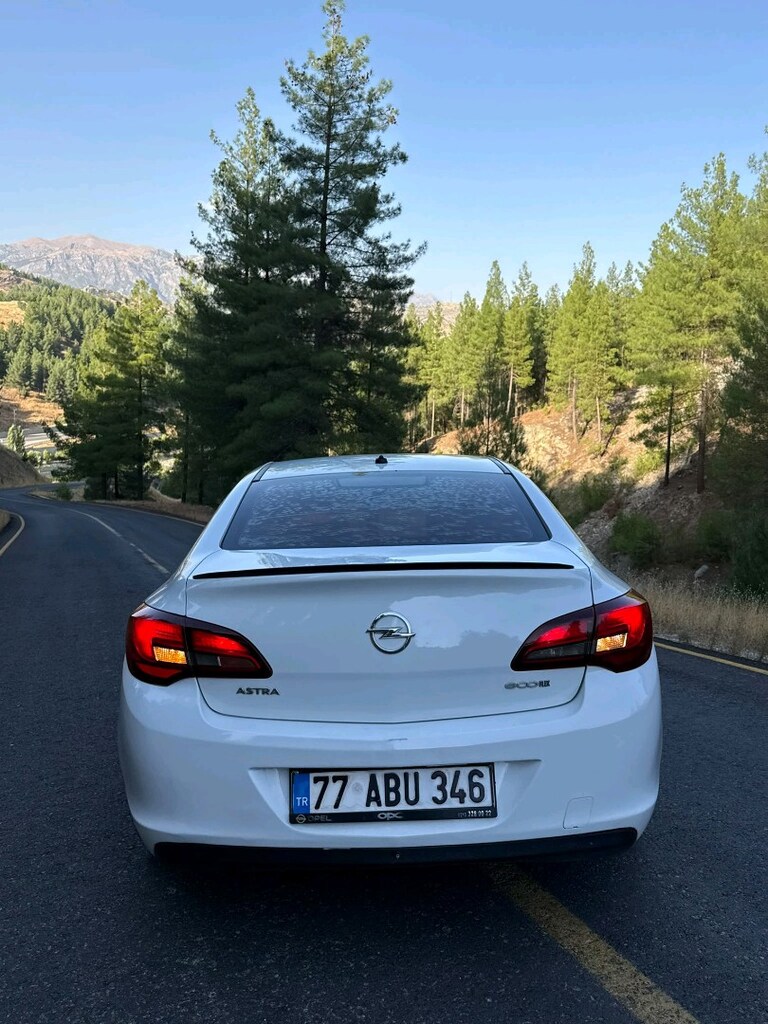 Opel Astra - 3
