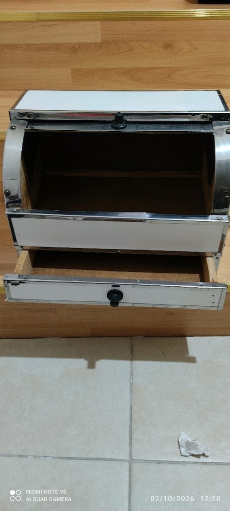 EKMEK DOLABI - 2