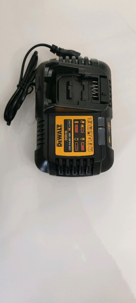 Dewalt dcb116 şarj cihazı - 2