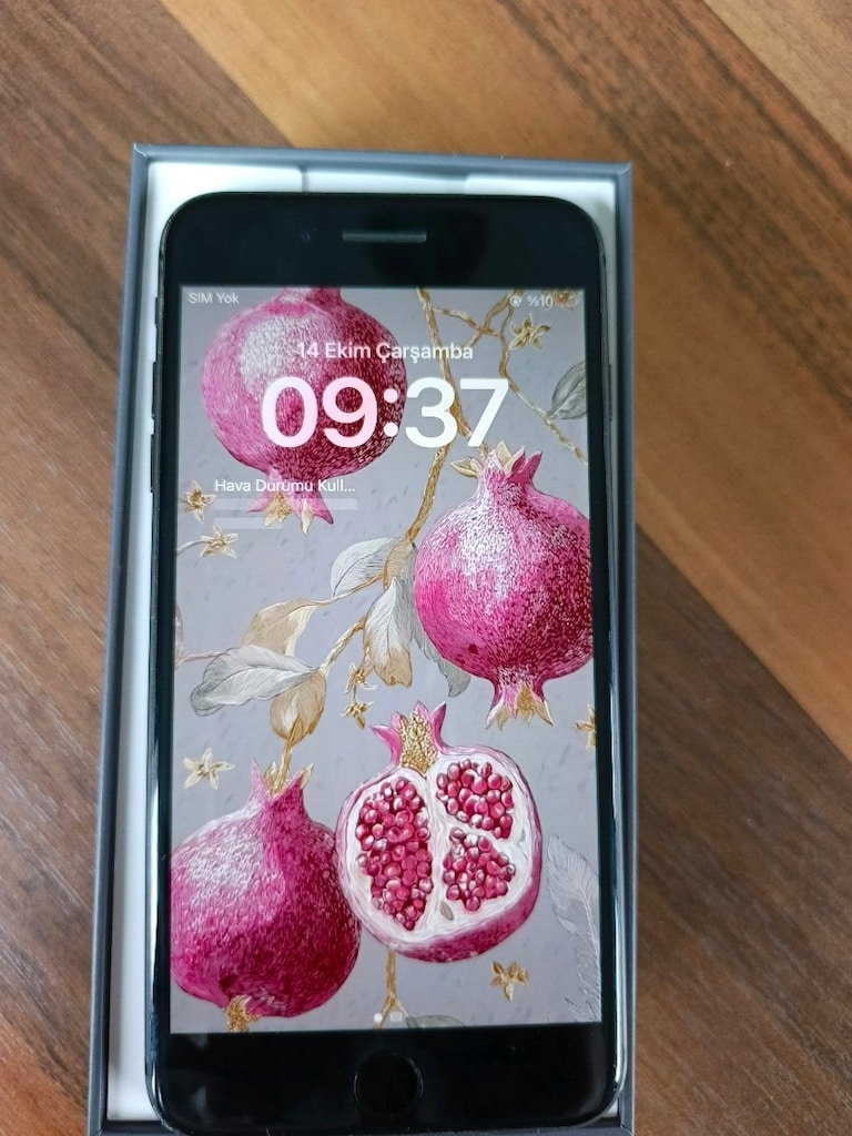 İphone 8 Plus 64 GB Kutusunda - 7
