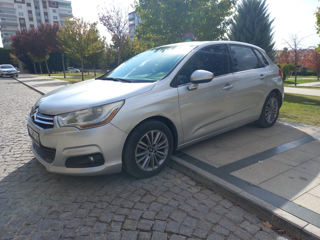2011 citroen c4 1.6 vti - 8