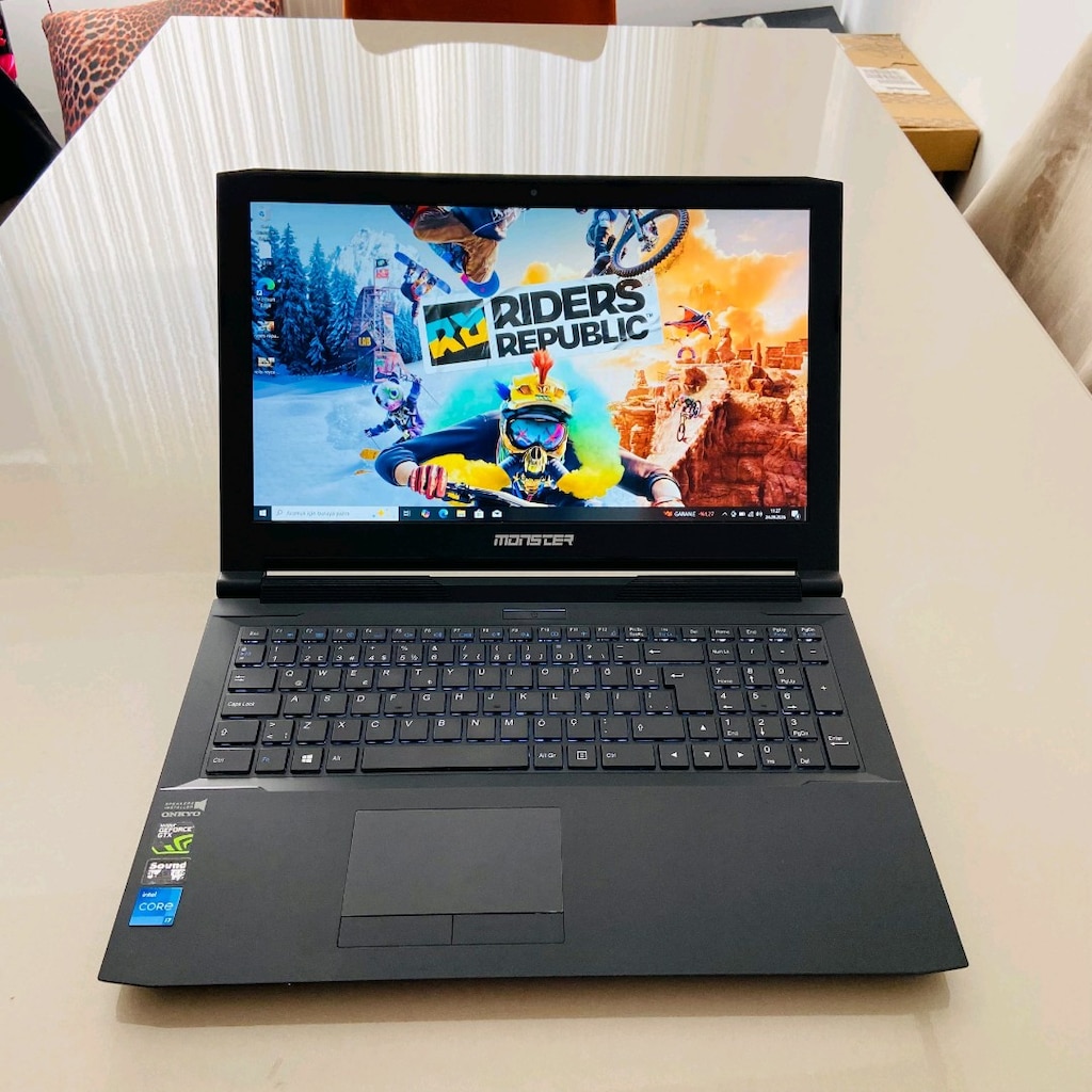 Monster Gaming laptop i7 6700HQ Nvidia Geforce GTX 950m Grafik kartı - 4