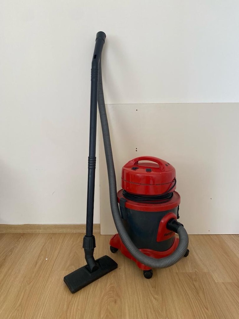 ELEKTİRİKLİ SÜPÜRGE - 3