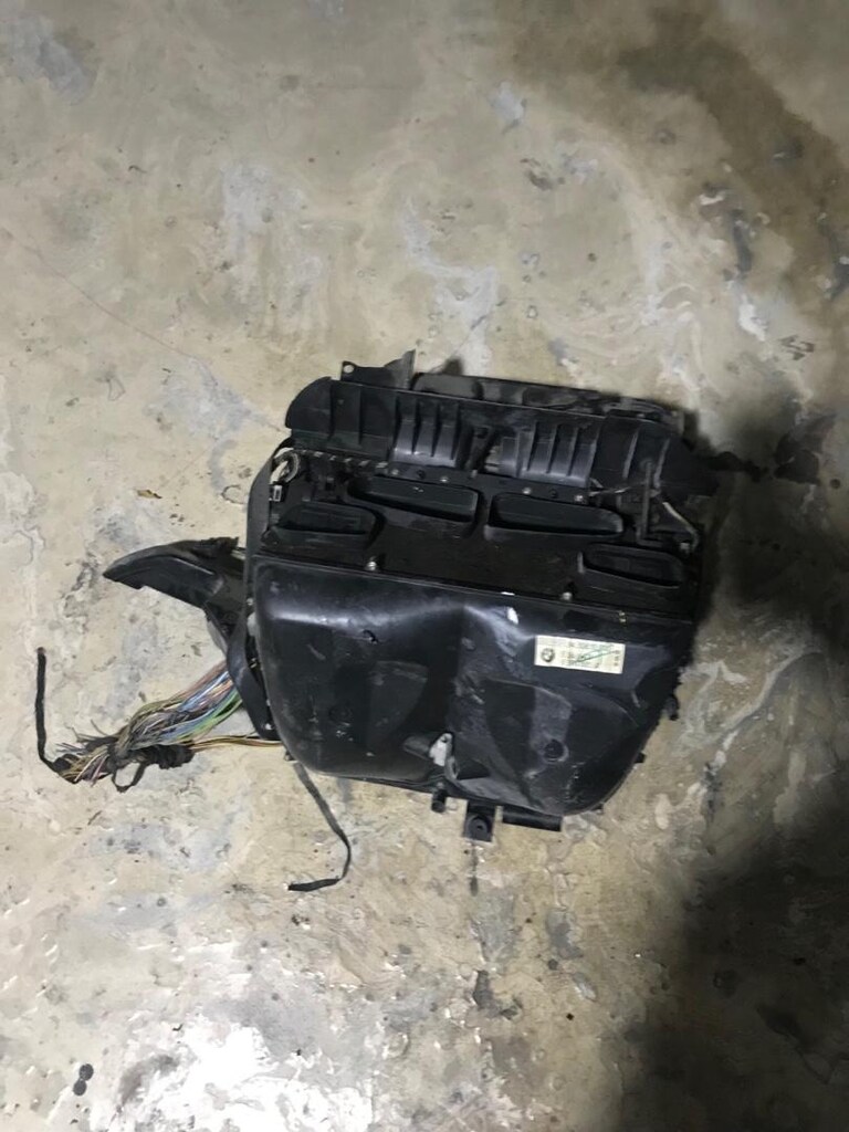 bmw e36 klimalı tip kalorifer kazanı orijinal - 4