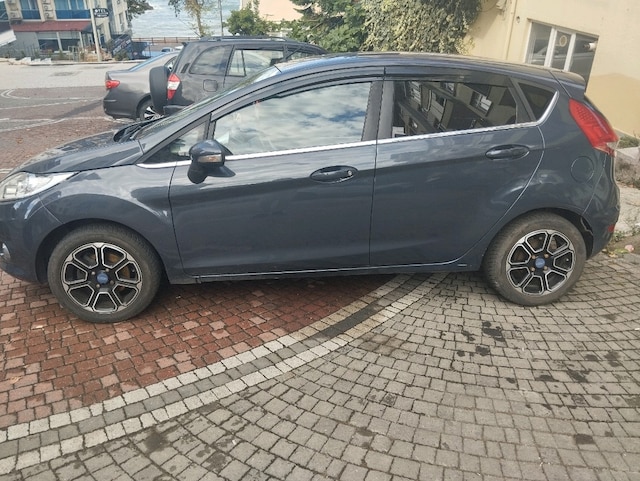 Sahibinden Ford Fiesta 2011 Titanyum - 4