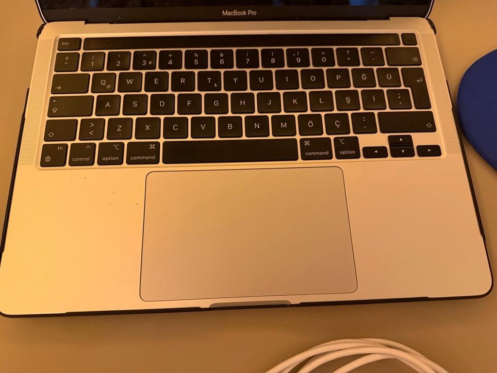 Apple Mac Book Pro - 3